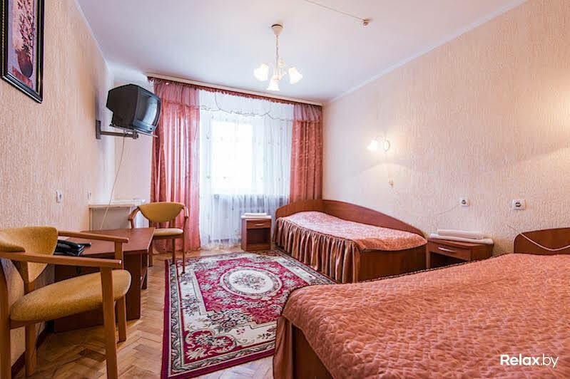 Agat Hotel Mińsk Zewnętrze zdjęcie